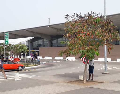 Côte d’Ivoire, l’identité de l’adolescent clandestin mort dans le vol AF 703 Air France est l’élève Ani Guibahi Laurent Barthelemy