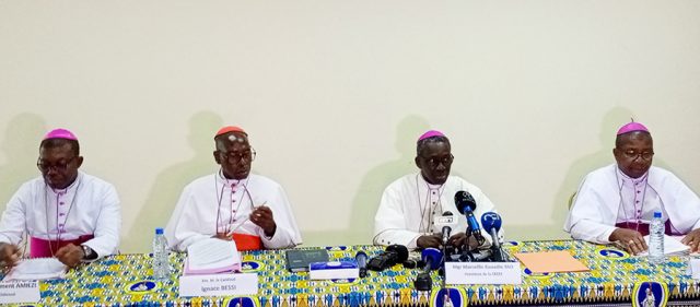Evêques catholiques Bon