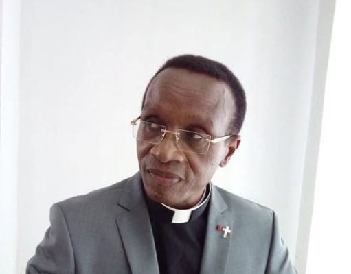 « Moutons, chiens. Ânes, juments…Injures ou compliments ? », Père Abekan dit sa part de vérité