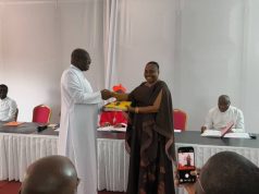 Passation de charge à l’économat : Marie Laure Boni reçoit sa feuille de route