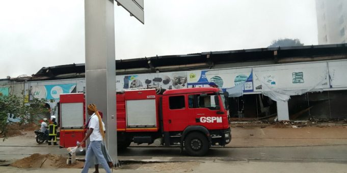 Incendie à China Mall Koumassi : Le sinistre déclaré depuis 2h, tout est partie en fumée