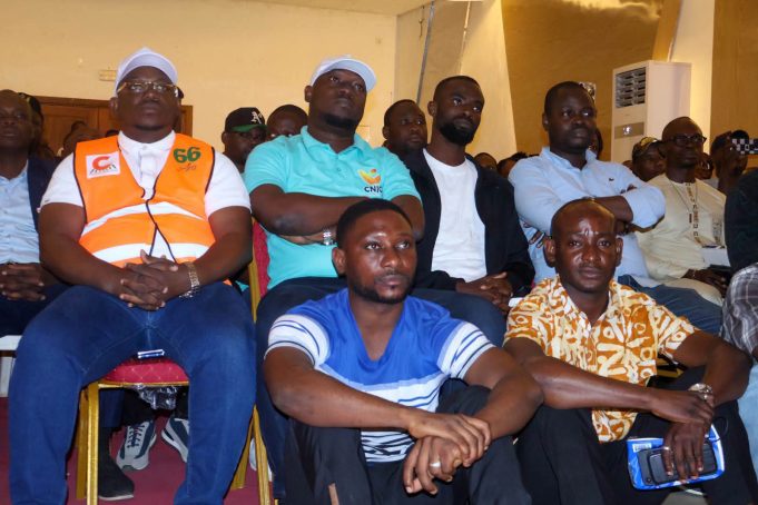 Fête nationale : Adama Bictogo mobilise 100 000 jeunes à Yopougon